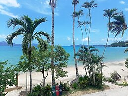 Ausan Beach Front Cottage and Restaurant