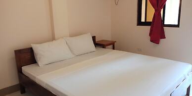 Ausan Beach Front Cottage and Restaurant