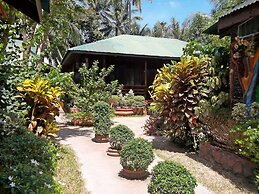 Ausan Beach Front Cottage and Restaurant