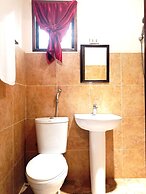 Ausan Beach Front Cottage and Restaurant