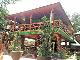 Ausan Beach Front Cottage and Restaurant