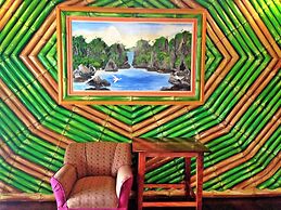 Ausan Beach Front Cottage and Restaurant