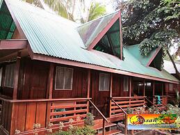 Ausan Beach Front Cottage and Restaurant