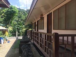 Tay LeLong's Pension House