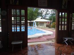 Tay LeLong's Pension House