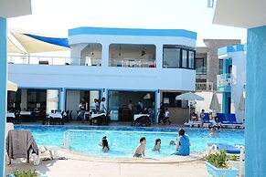 Hira Beach Hotel