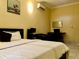 Providence Hotel and Suites