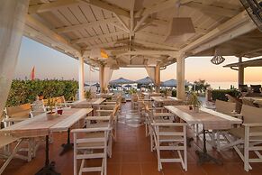 Assano Sea Front Luxury