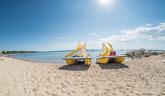 Assano Sea Front Luxury