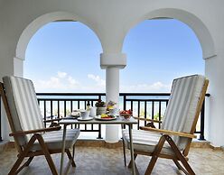 Assano Sea Front Luxury