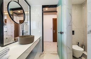 Assano Sea Front Luxury