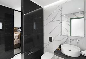 Assano Sea Front Luxury