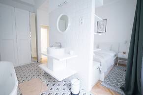 Venus Apartments - Paulay Ede Street