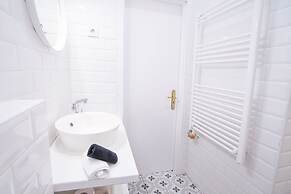 Venus Apartments - Paulay Ede Street