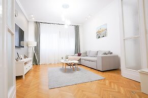 Venus Apartments - Paulay Ede Street