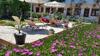 SEAesta Beach Studios