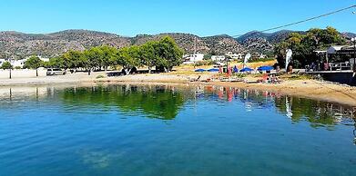 SEAesta Beach Studios