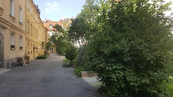 Rais Serviced Apartments