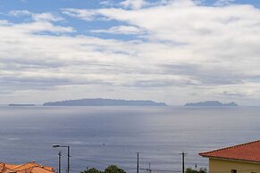 Caniço V by An Island Apart