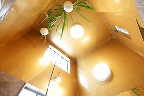 Live in Athens, Thiseio Historic House