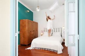 Live in Athens, Thiseio Historic House