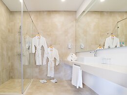 RIDE Surf Resort & SPA