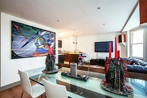 Eson2 - The Notting Hill Dawson Nest