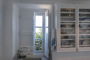 Lotus Sweet Home Hydra