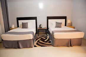 Romalo Hotel & Apartments