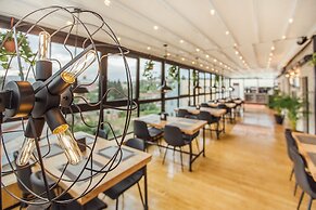 Timber Boutique Hotel