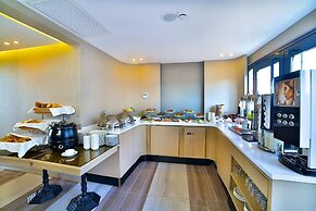 Beethoven Hotel & Suite