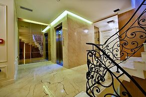 Beethoven Hotel & Suite