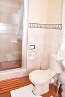 Birds of paradise B&B