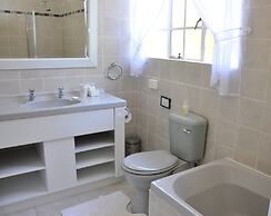 Birds of paradise B&B