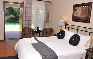 Birds of paradise B&B