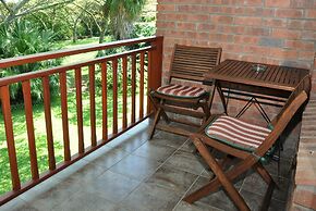 Birds of paradise B&B