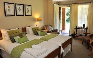 Birds of paradise B&B