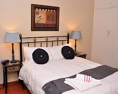 Birds of paradise B&B