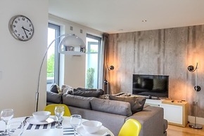 Eson2 - Bonchurch Mansion