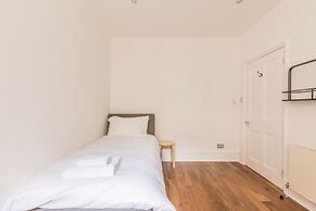 Eson2 - Charming 3 Bedroom Flat in Chelsea