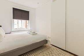 Eson2 - Charming 3 Bedroom Flat in Chelsea