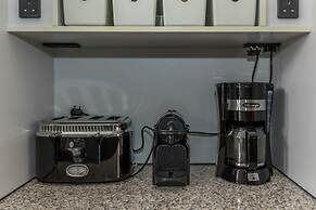 Eson2 - Charming 3 Bedroom Flat in Chelsea