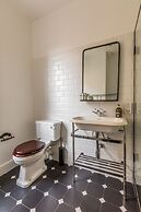 Eson2 - Charming 3 Bedroom Flat in Chelsea