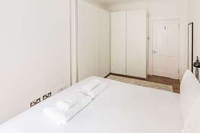 Eson2 - Charming 3 Bedroom Flat in Chelsea