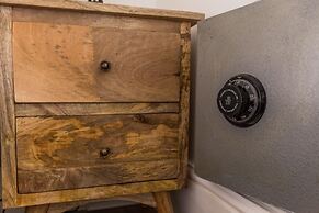 Eson2 - Charming 3 Bedroom Flat in Chelsea