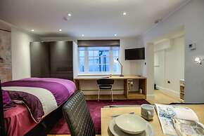 Eson2 - The York Street Nest