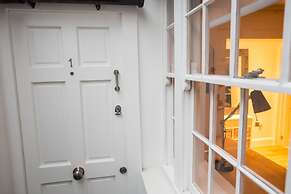 Eson2 - The York Street Nest