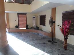 X Garden Hotel & Suites