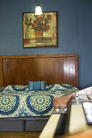 The Botticelli Club - Classic