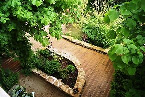 Gite De Pierre et de Lumière